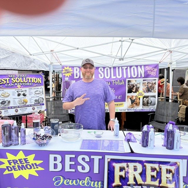 Best Solution owner at the booth